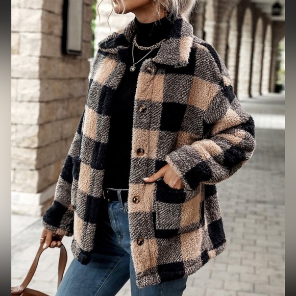 Cozy Buffalo Plaid Pattern Pocket Flannel Teddy Jacket Coat - Picture 7 of 11